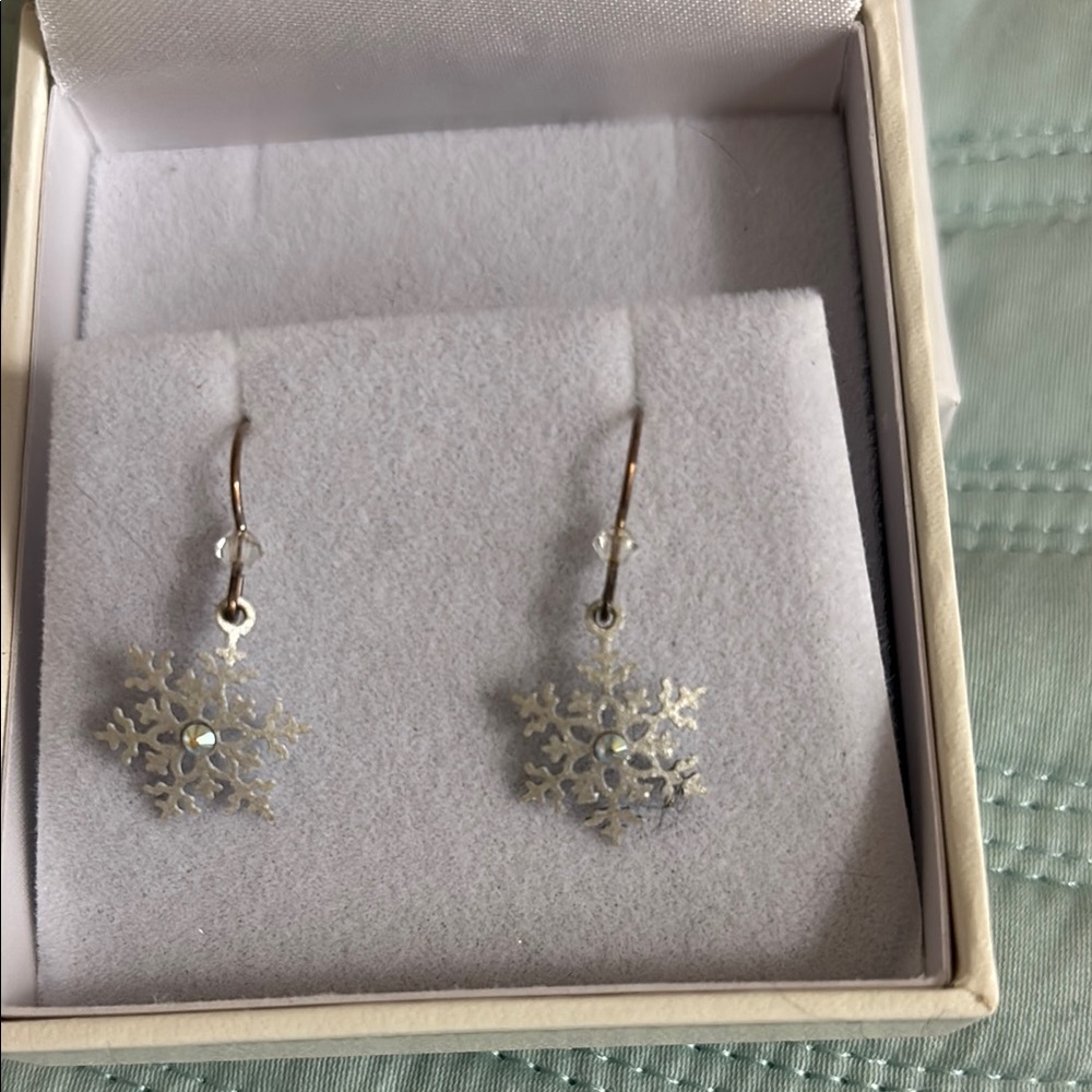 Silver Snowflake Crystal Earrings